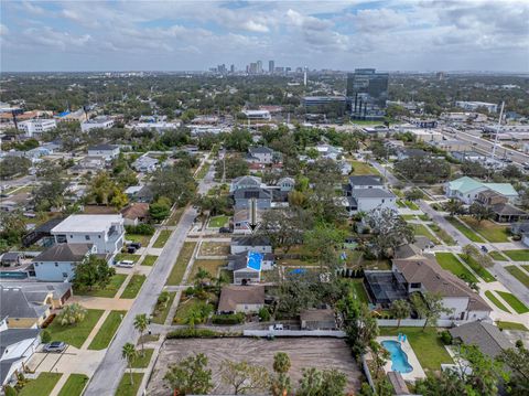 A home in TAMPA