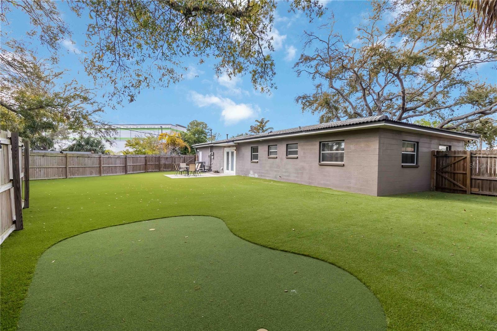 TYRONE PARK - Residential