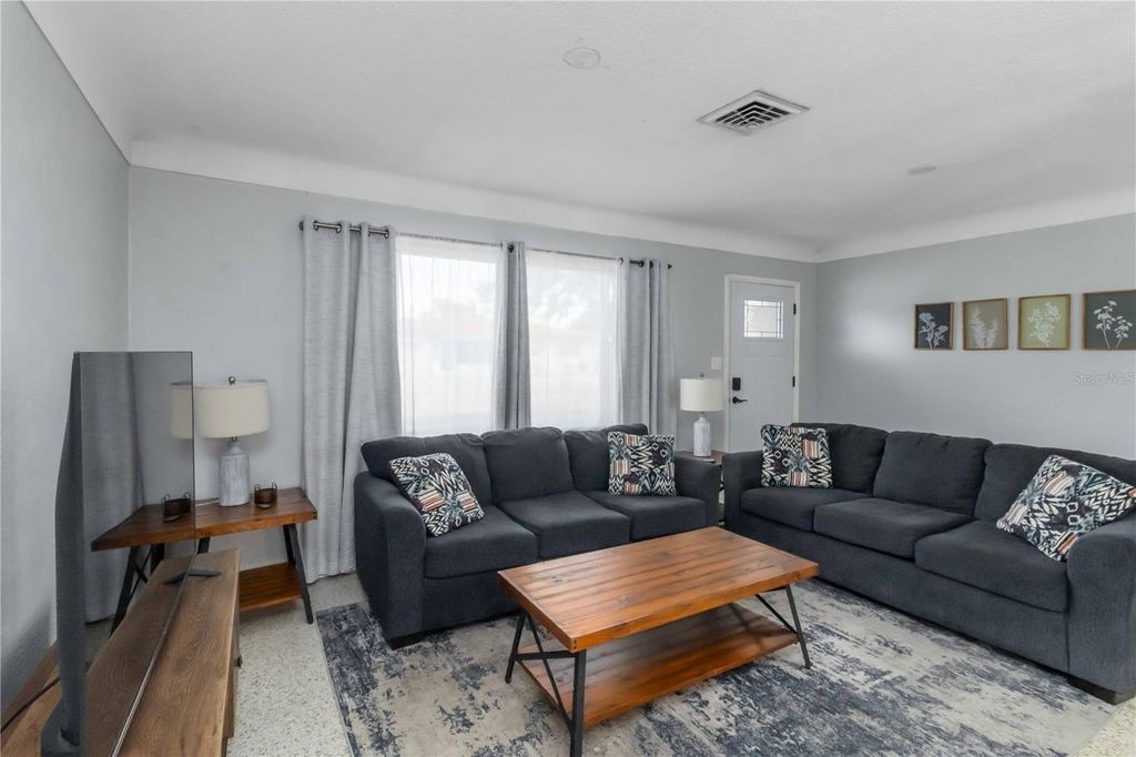 Photo of 6950 29th Terrace N, St Petersburg, FL 33710 (MLS # A4685032)