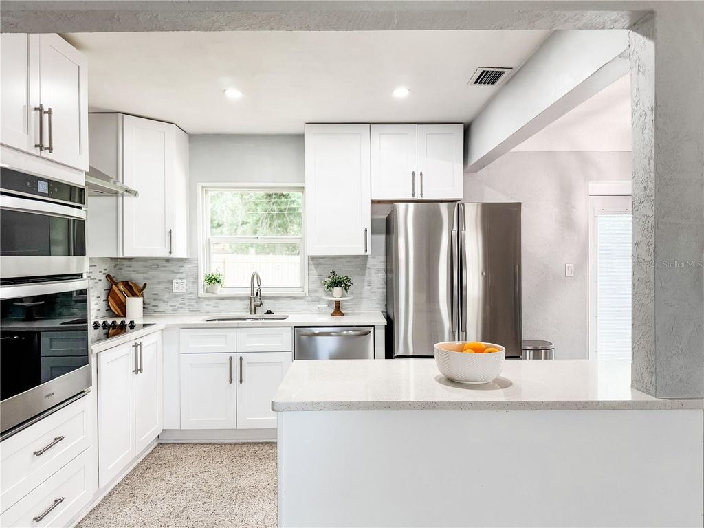 Photo of 6950 29th Terrace N, St Petersburg, FL 33710 (MLS # A4685032)