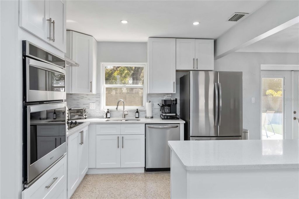 Photo of 6950 29th Terrace N, St Petersburg, FL 33710 (MLS # A4685032)