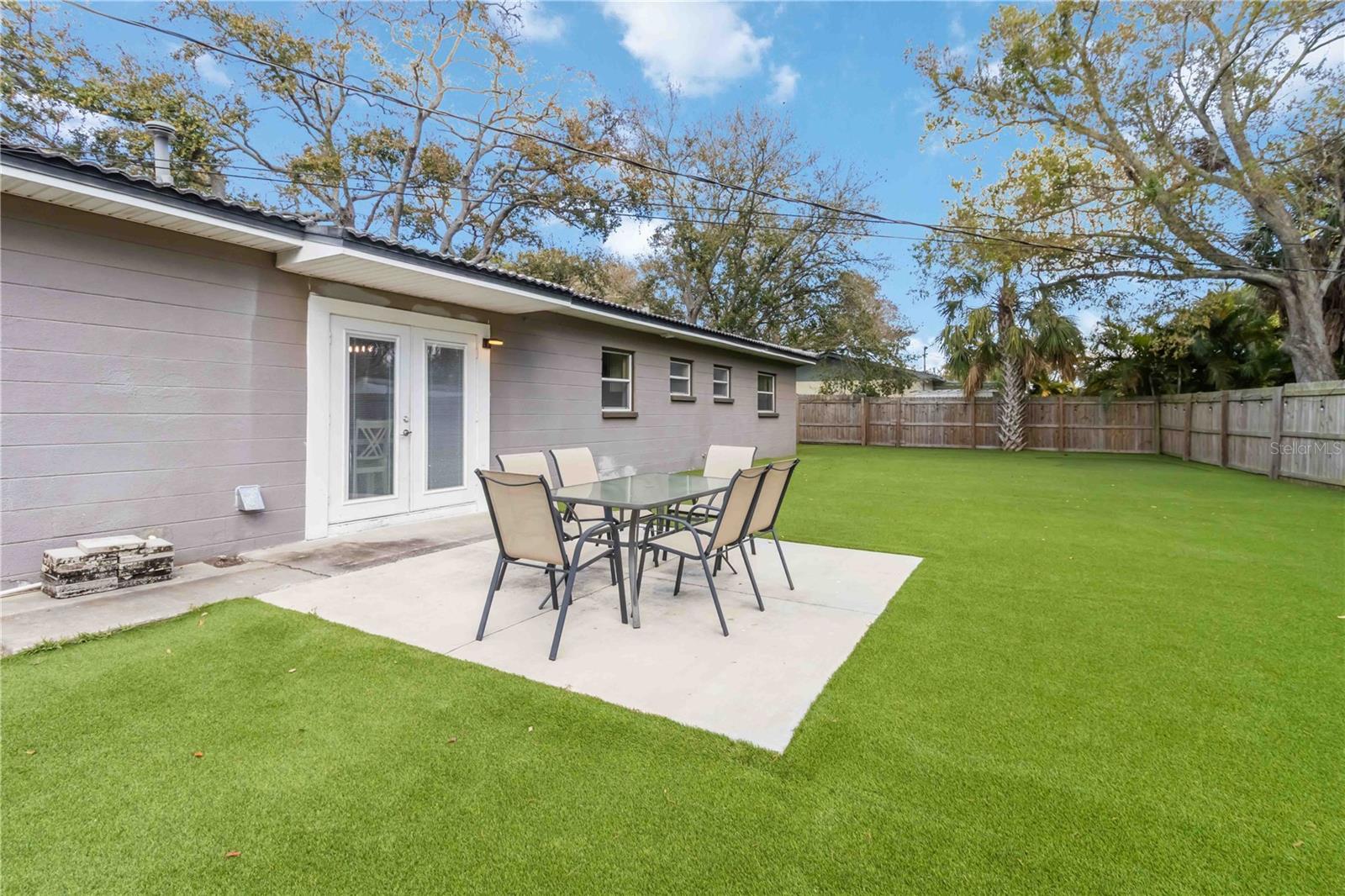 TYRONE PARK - Residential