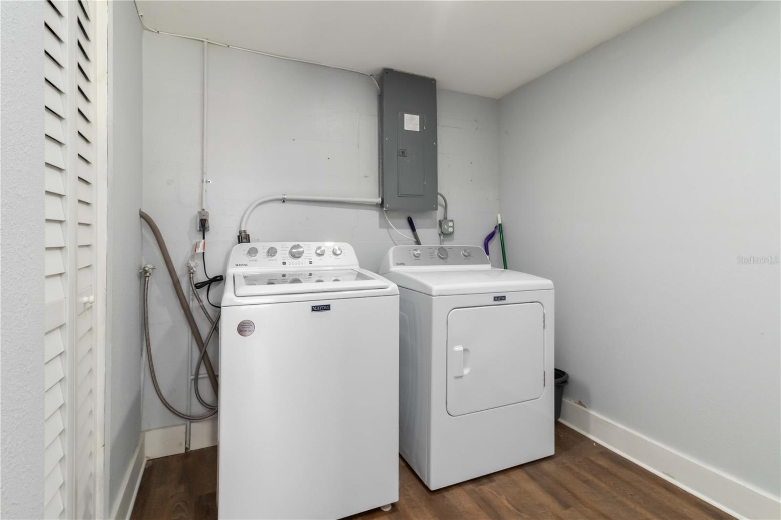 TYRONE PARK - Residential