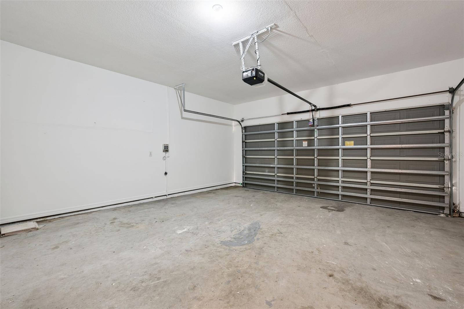 CHASE GROVES UNIT 4B - Residential