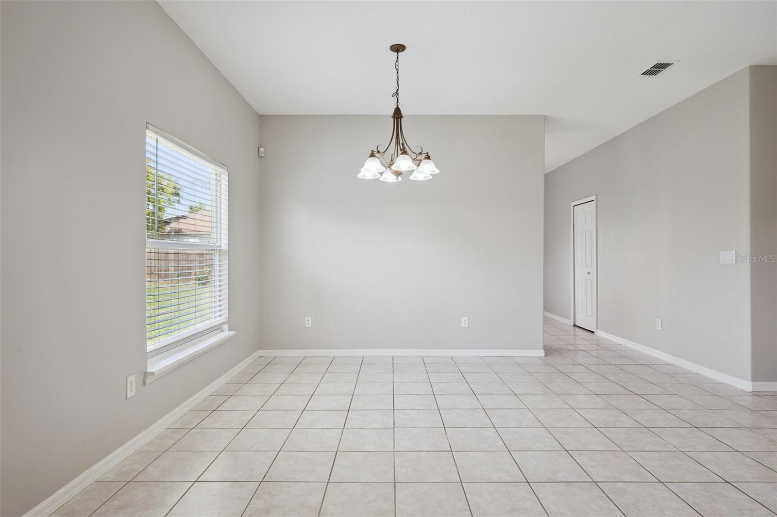 CHASE GROVES UNIT 4B - Residential