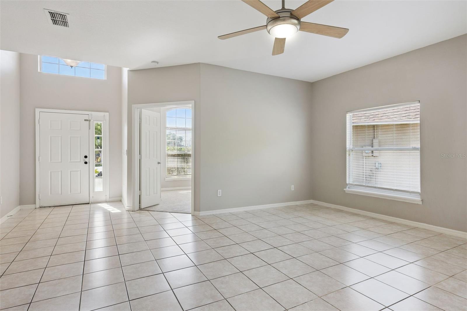 CHASE GROVES UNIT 4B - Residential