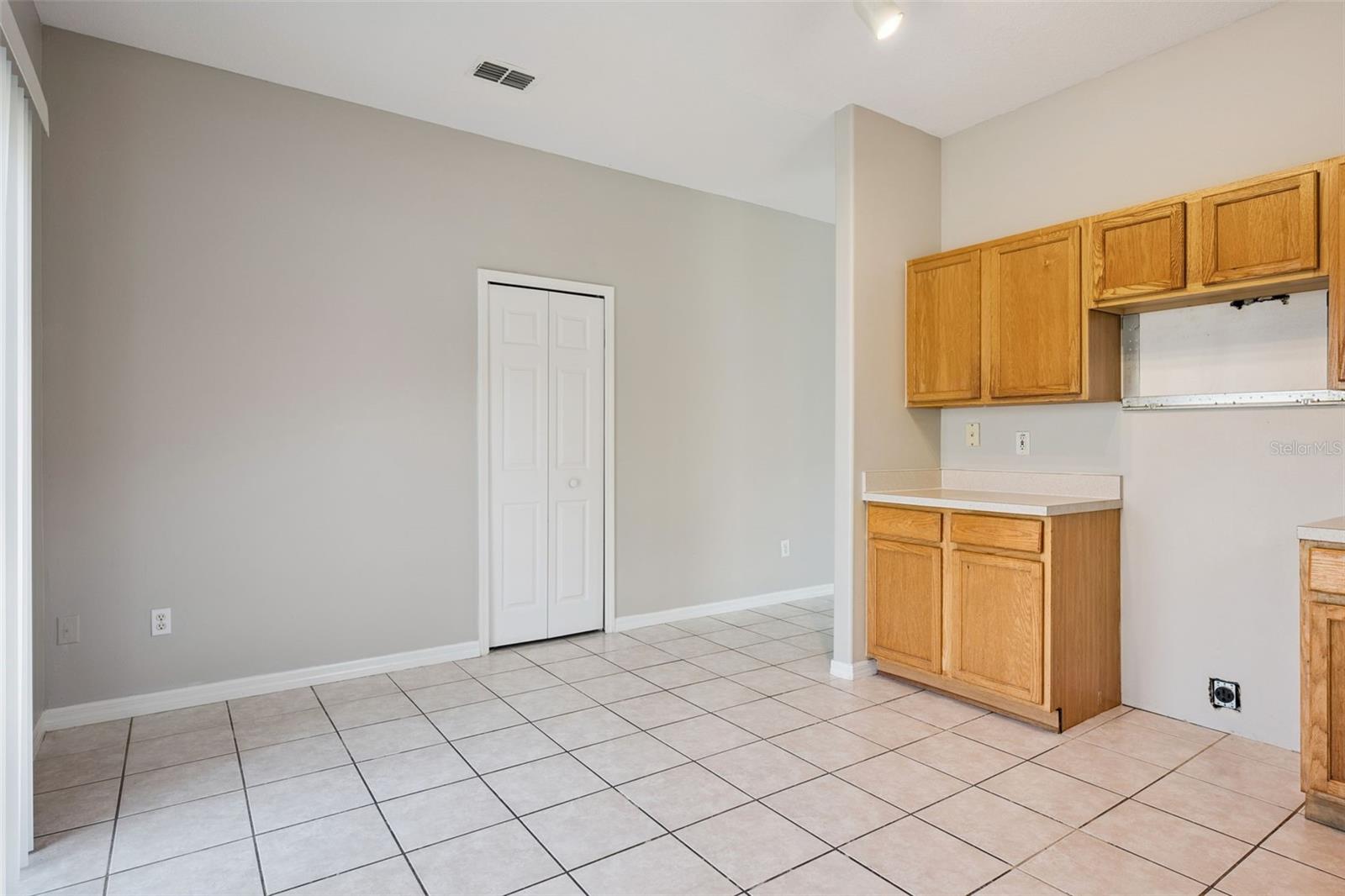 CHASE GROVES UNIT 4B - Residential