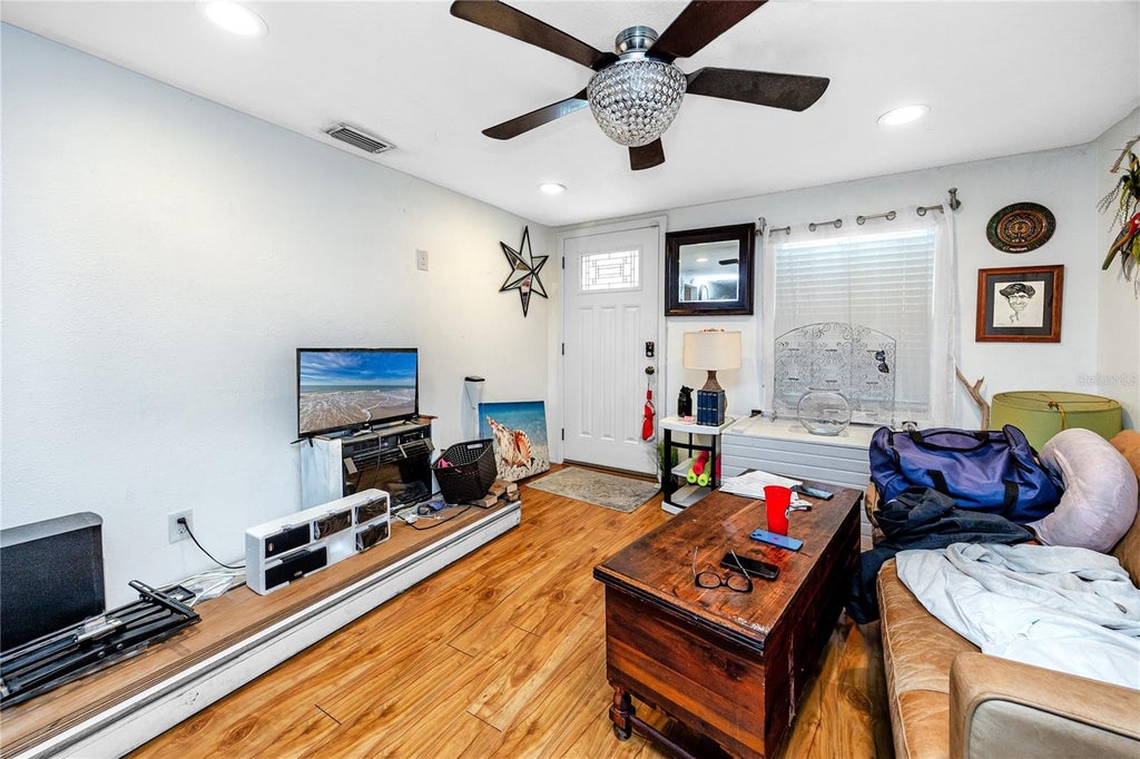 Photo of 1250 Lakeview Road, Clearwater, FL 33756 (MLS # TB8543428)