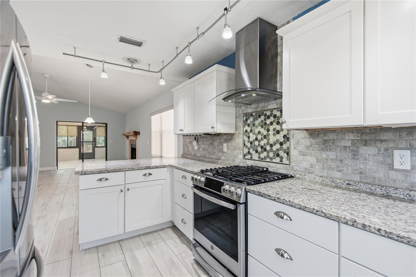 PALM HARBOR SUB - Residential