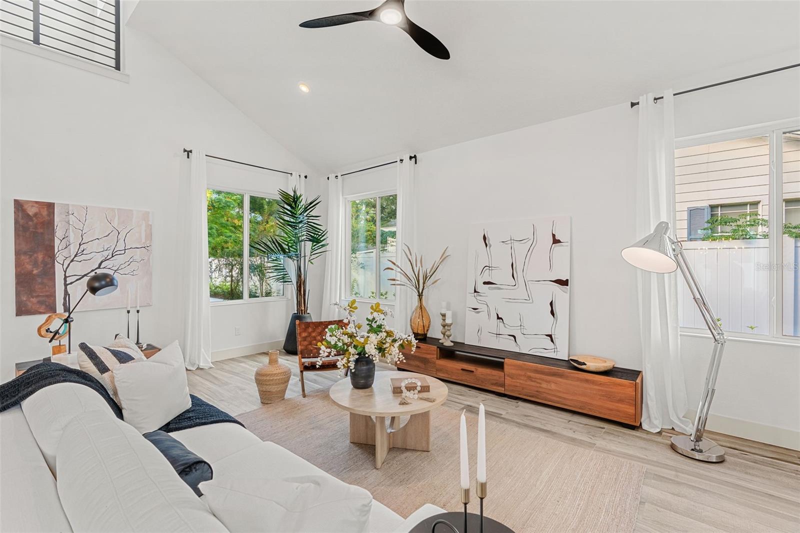 ORANGE PARK - Residential