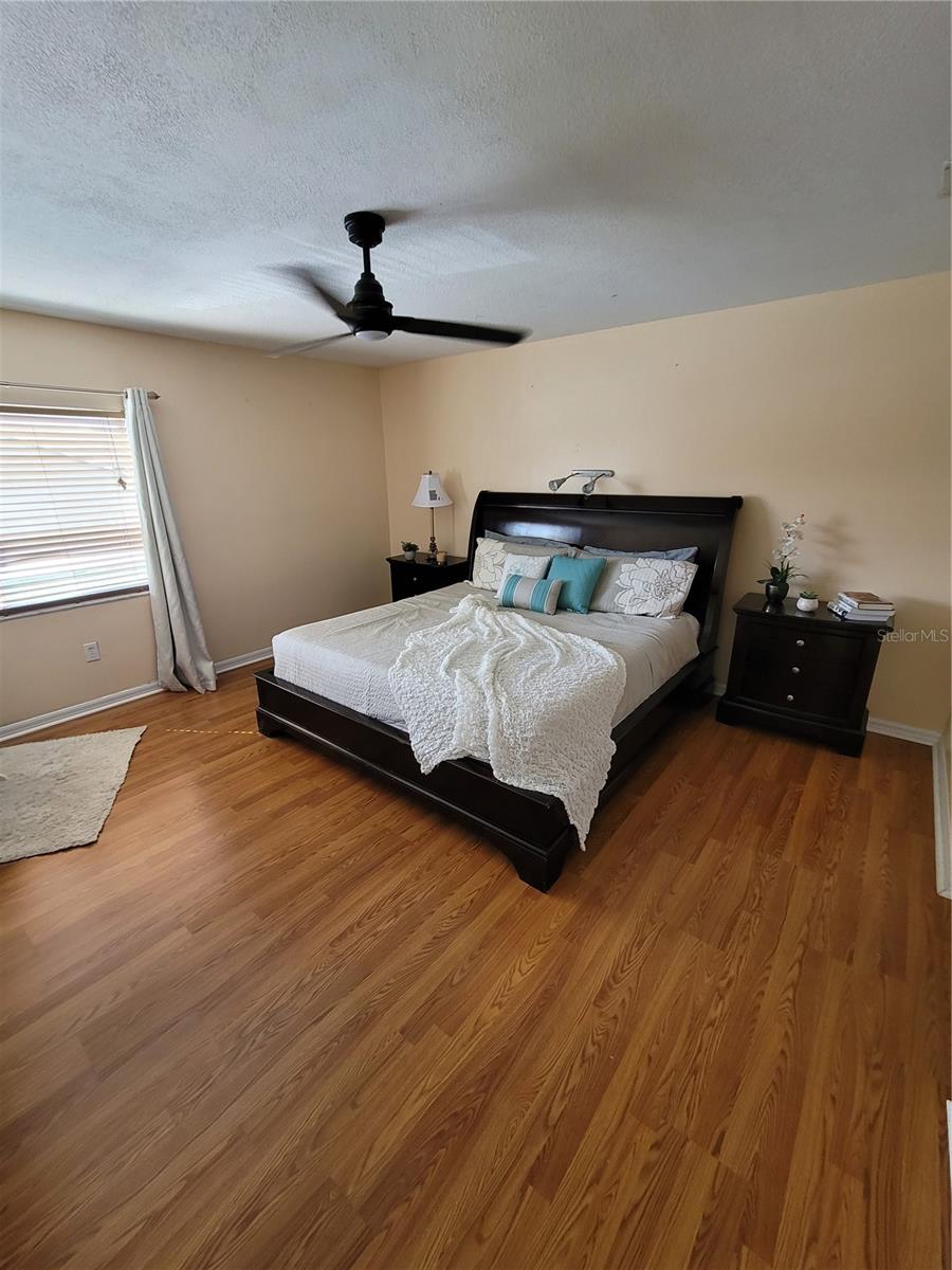 NORTHWOOD - Residential