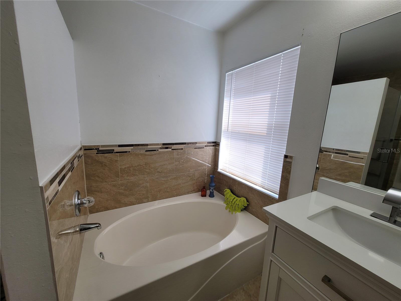 NORTHWOOD - Residential