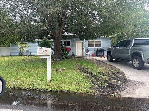 Photo of 1725 Park Drive, Lakeland, FL 33803 (MLS # O6367851)