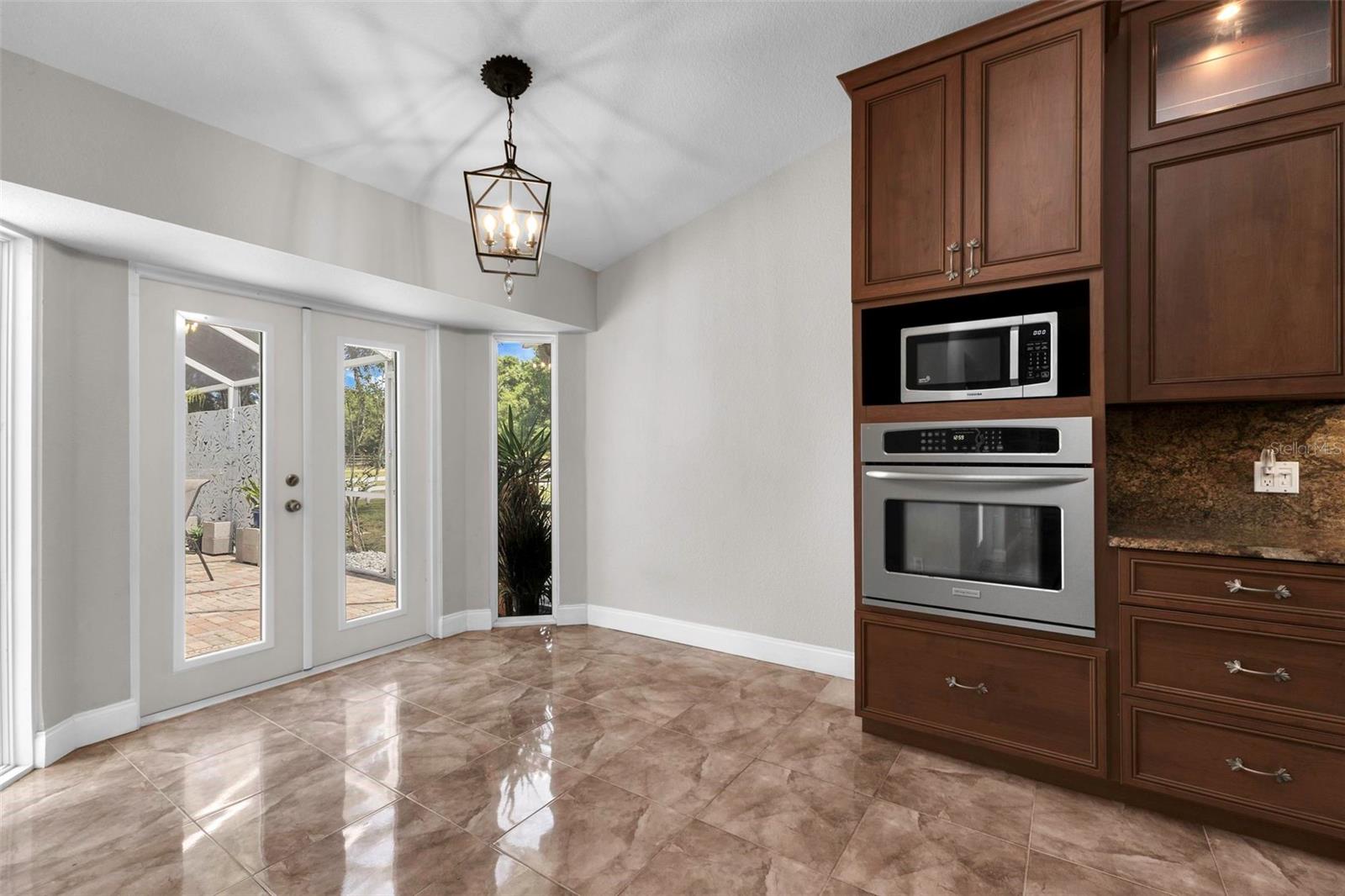 PRAIRIE CREEK WEST - Residential