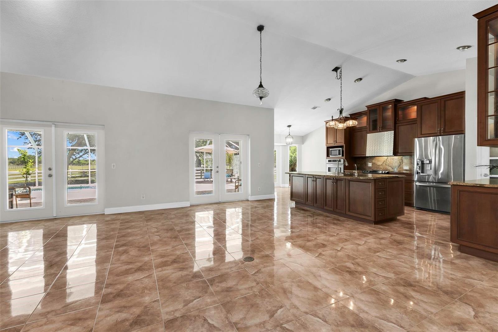 PRAIRIE CREEK WEST - Residential