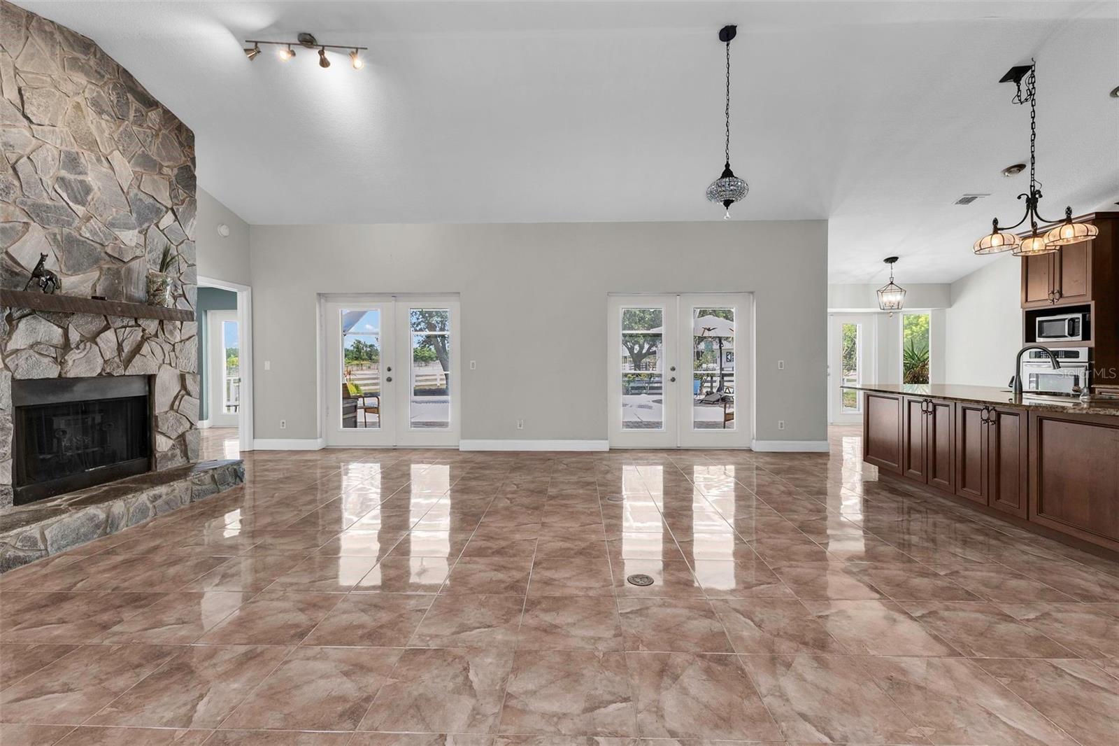 PRAIRIE CREEK WEST - Residential