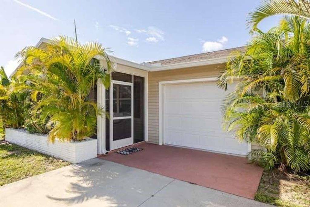 Photo of 8318 76th Avenue, Seminole, FL 33777 (MLS # TB8418926)