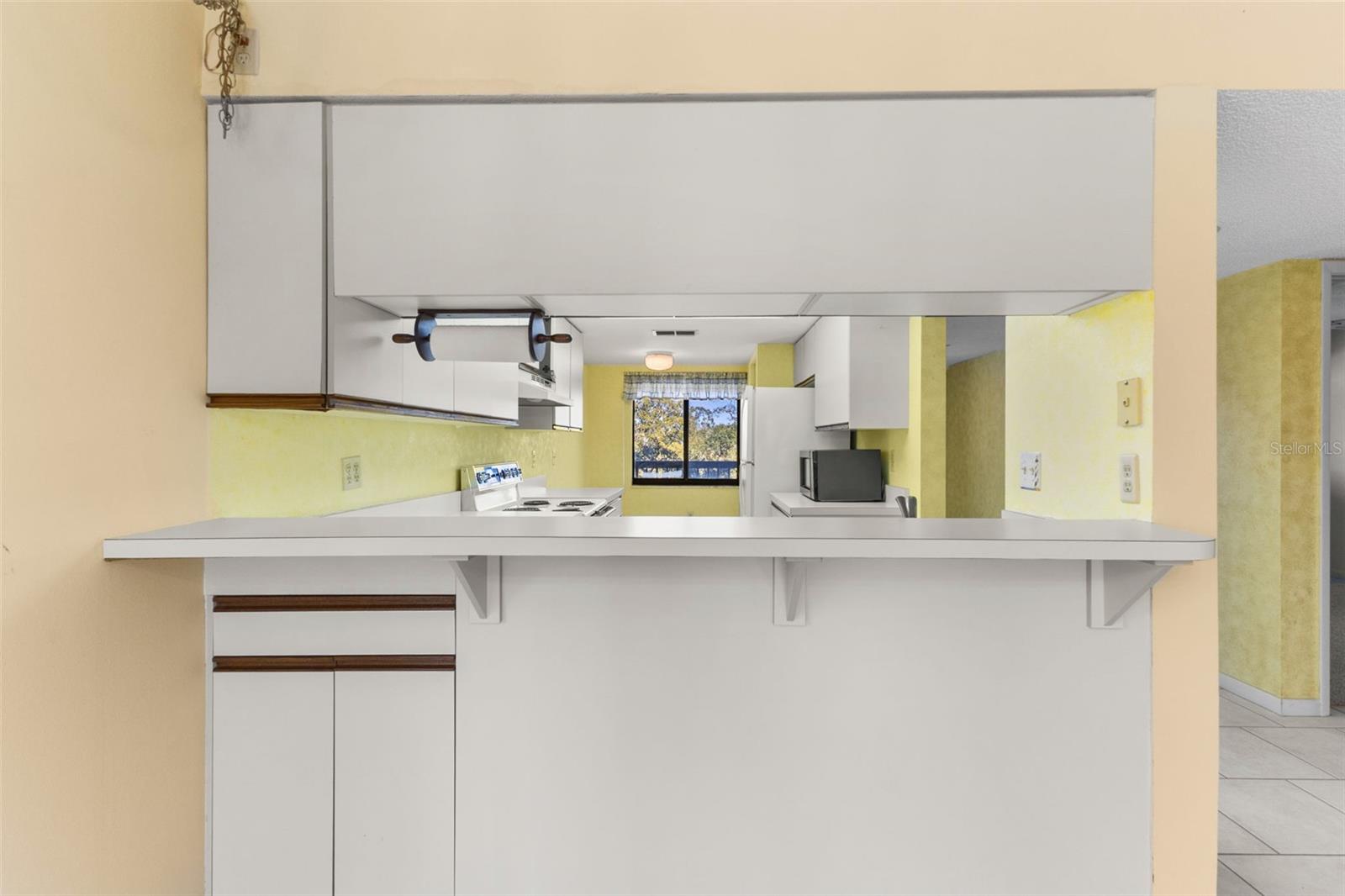 GREEN DOLPHIN PARK MID-RISE CONDO - Residential