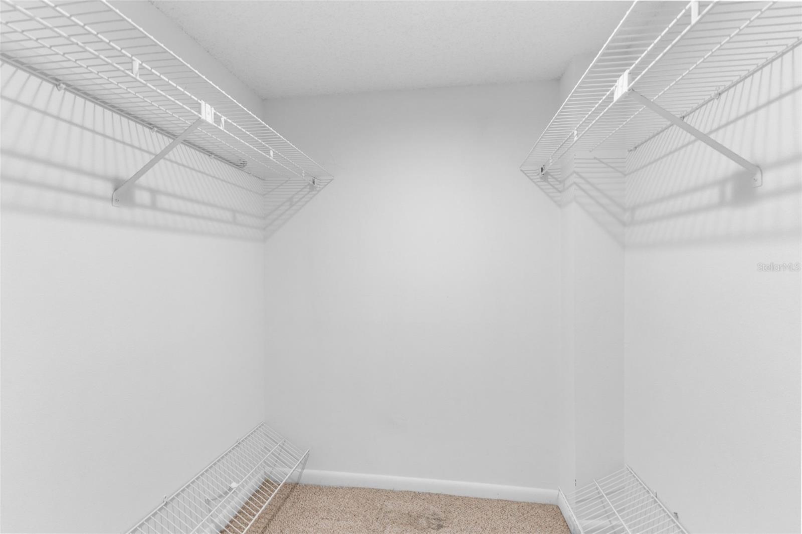 GREEN DOLPHIN PARK MID-RISE CONDO - Residential