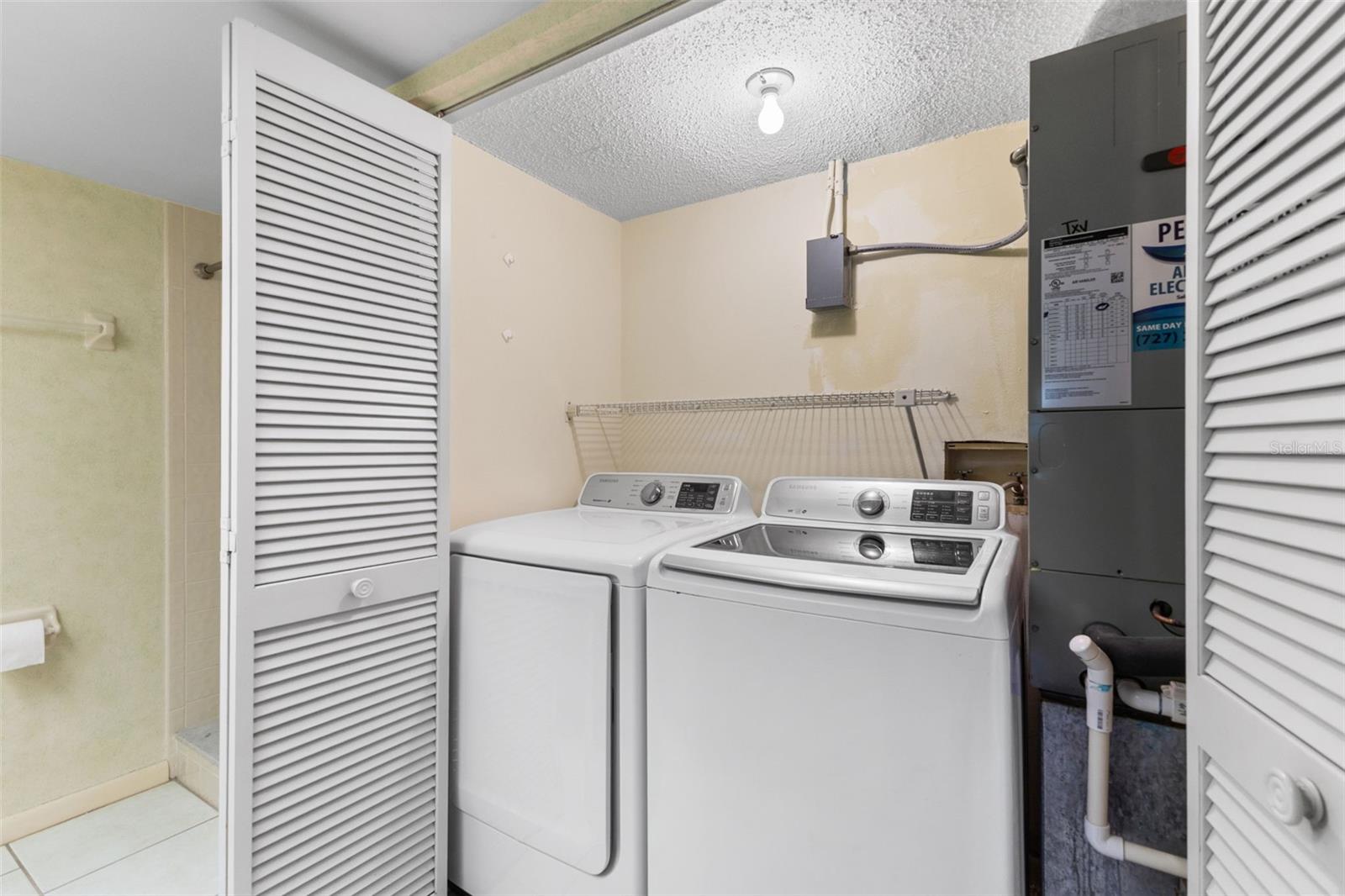 GREEN DOLPHIN PARK MID-RISE CONDO - Residential