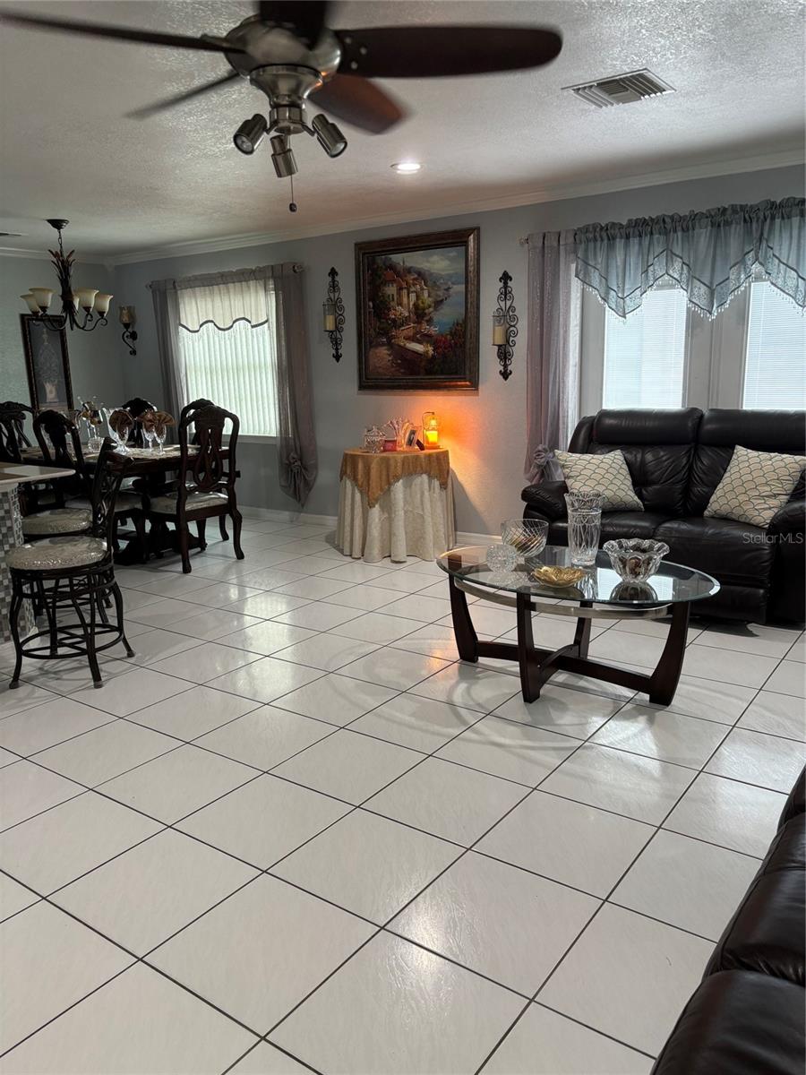 5450 GAMBIER COURT