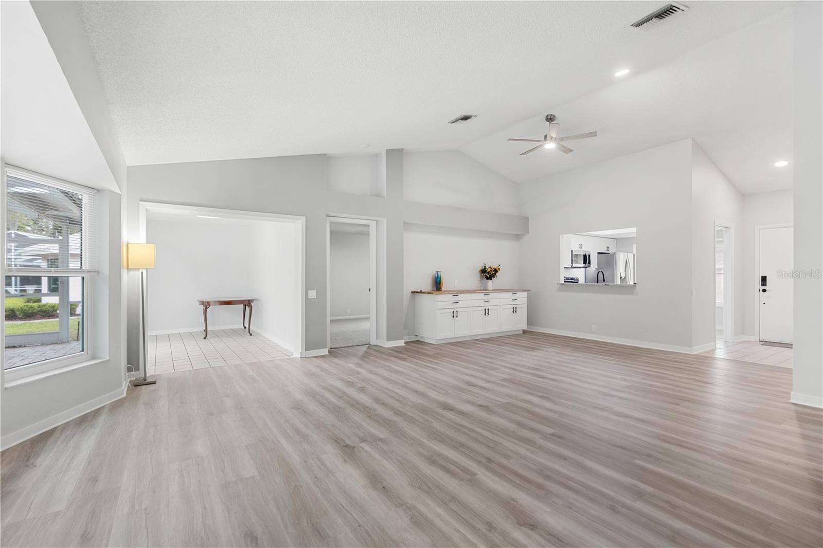 BERKLEY VILLAGE - Residential