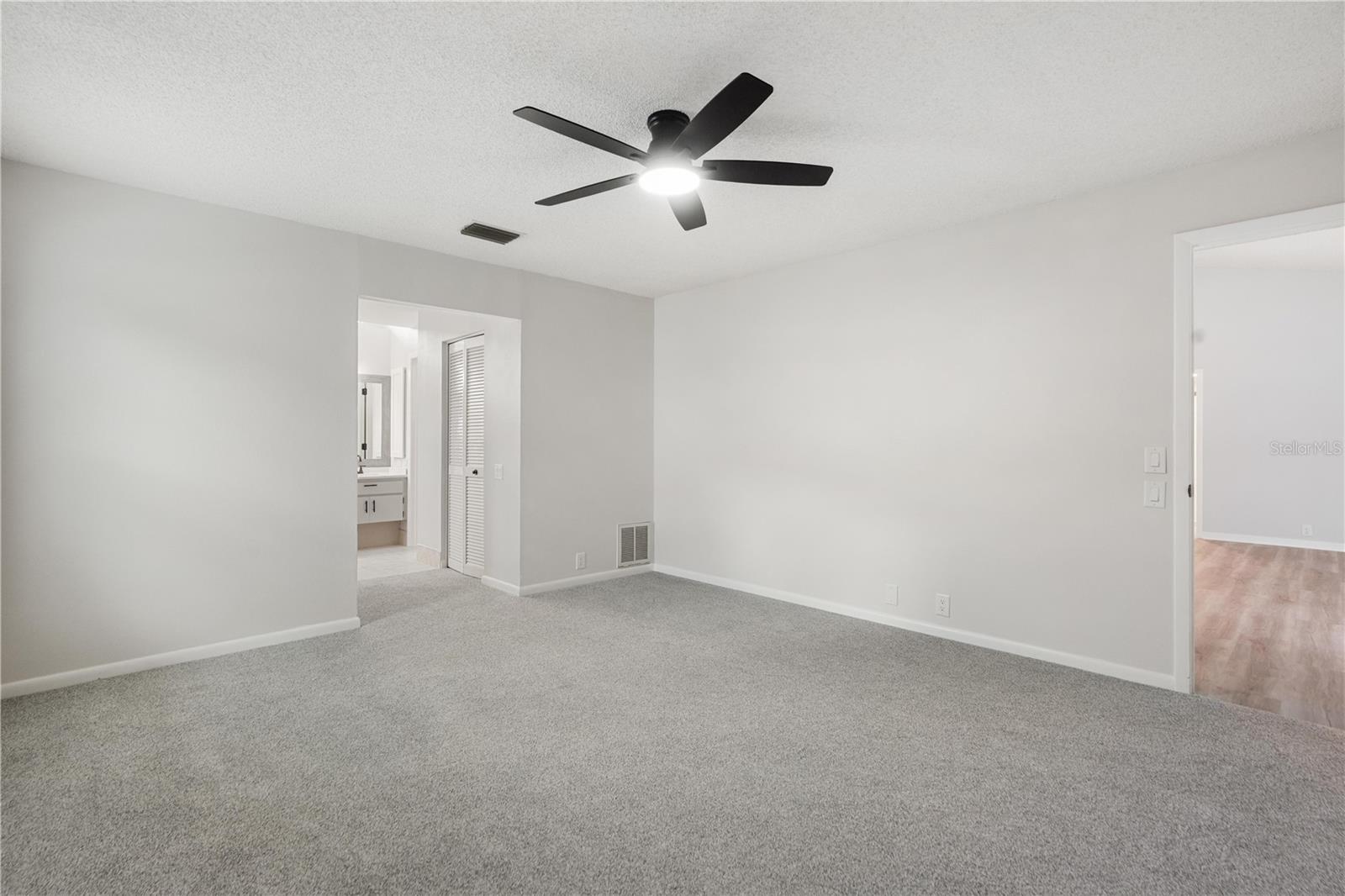 BERKLEY VILLAGE - Residential