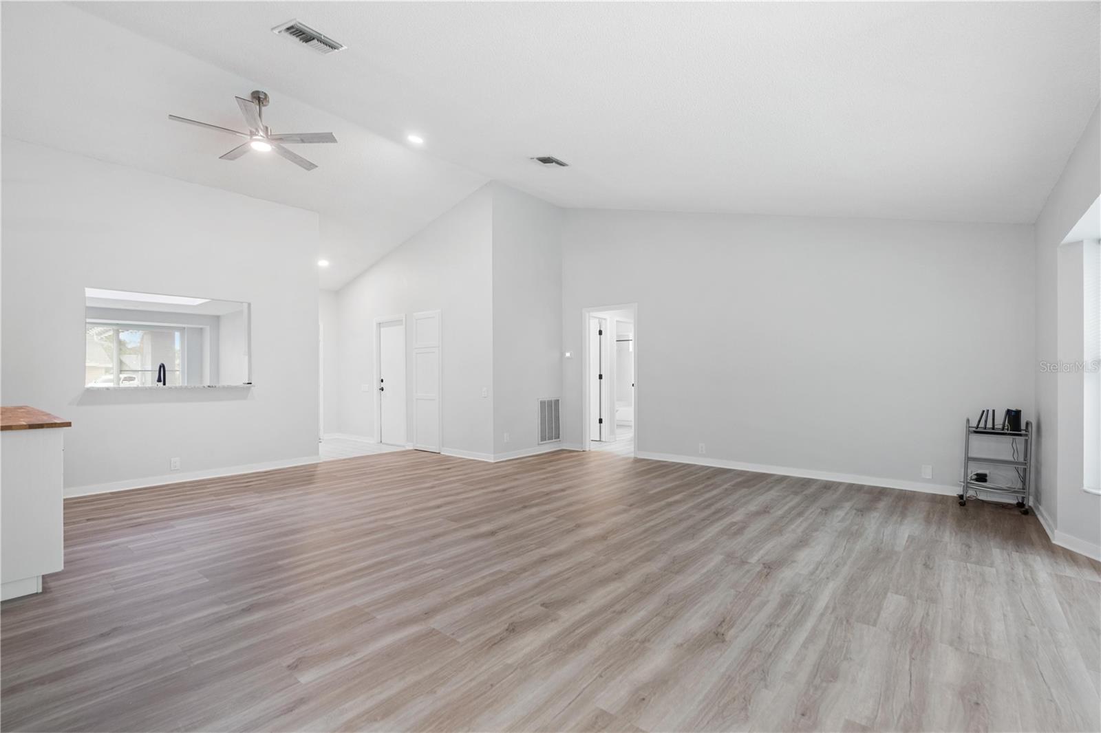 BERKLEY VILLAGE - Residential