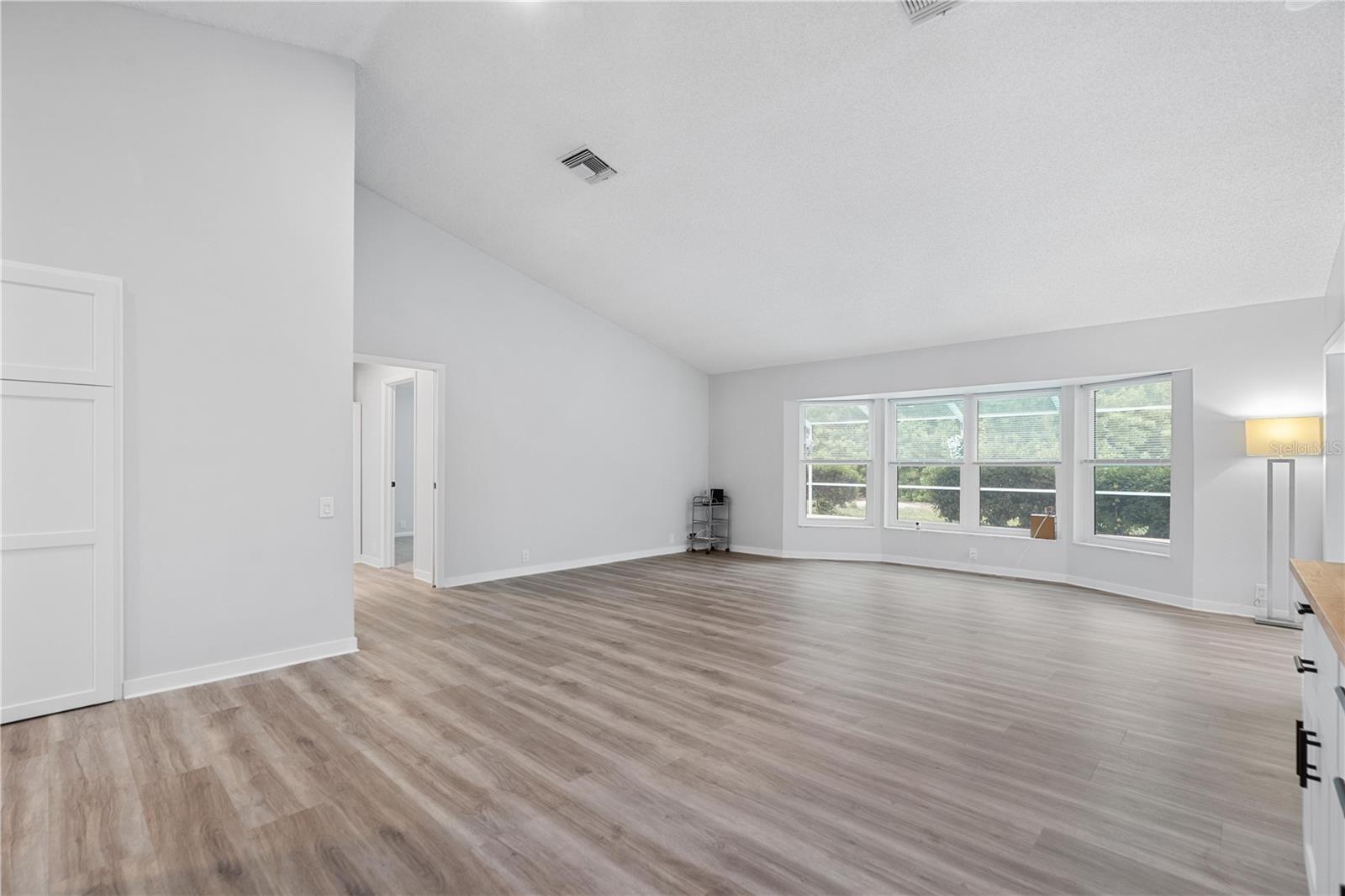 BERKLEY VILLAGE - Residential