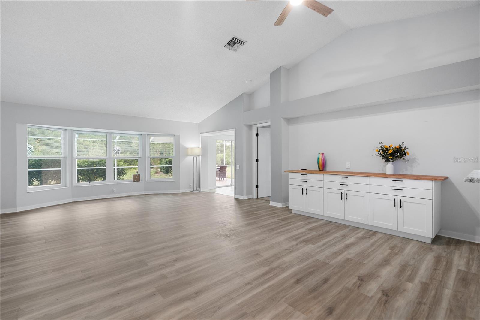 BERKLEY VILLAGE - Residential