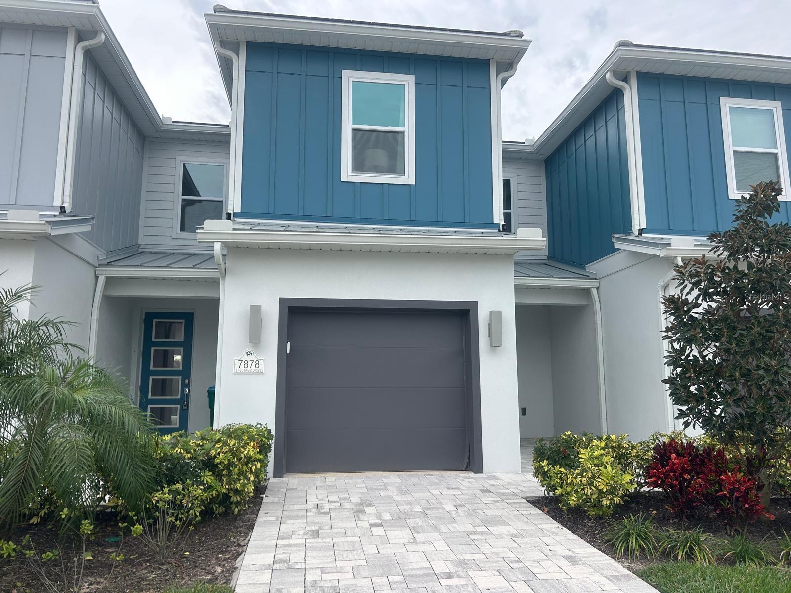 SPECTRUM AT REUNION PH 2 - Residential Lease