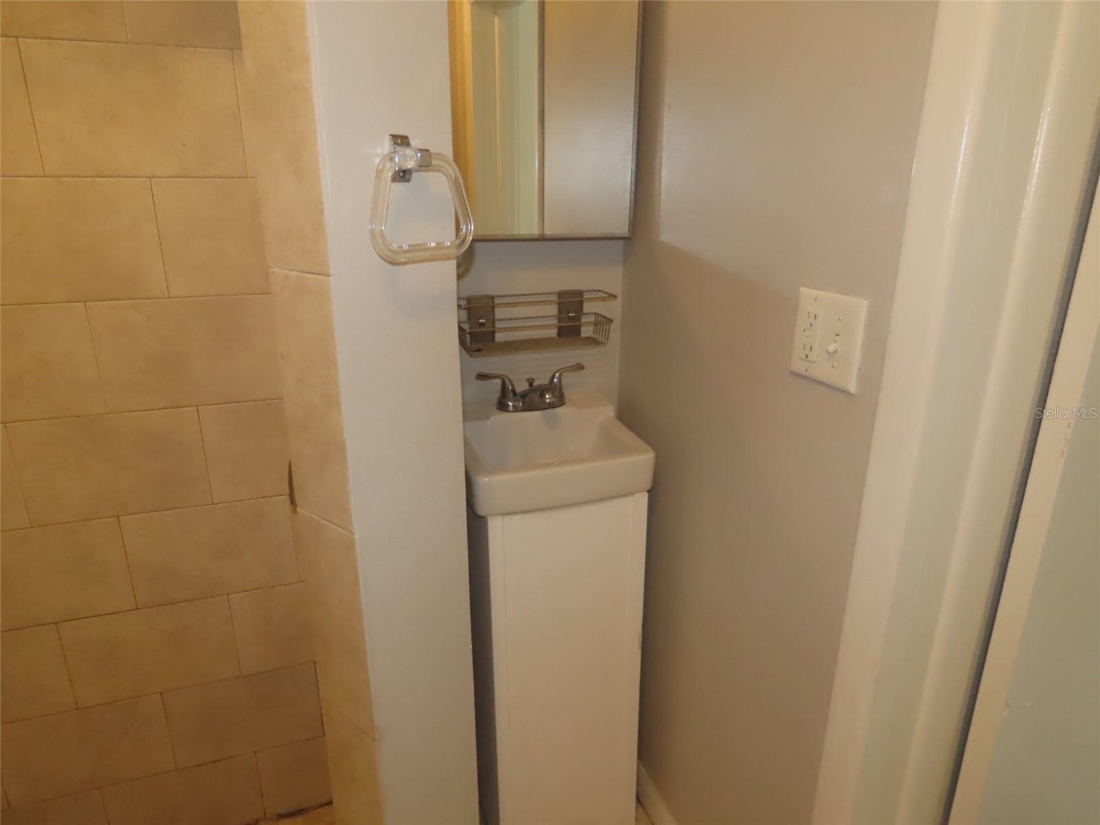 MONTICELLO GARDENS 1ST ADD - Residential