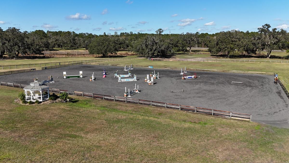 ACREAGE NON SUBDIVISION - Farm