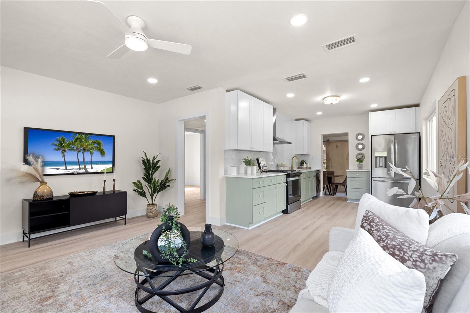 1443 PALOMA LANE
