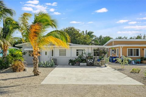 A home in BIG PINE KEY