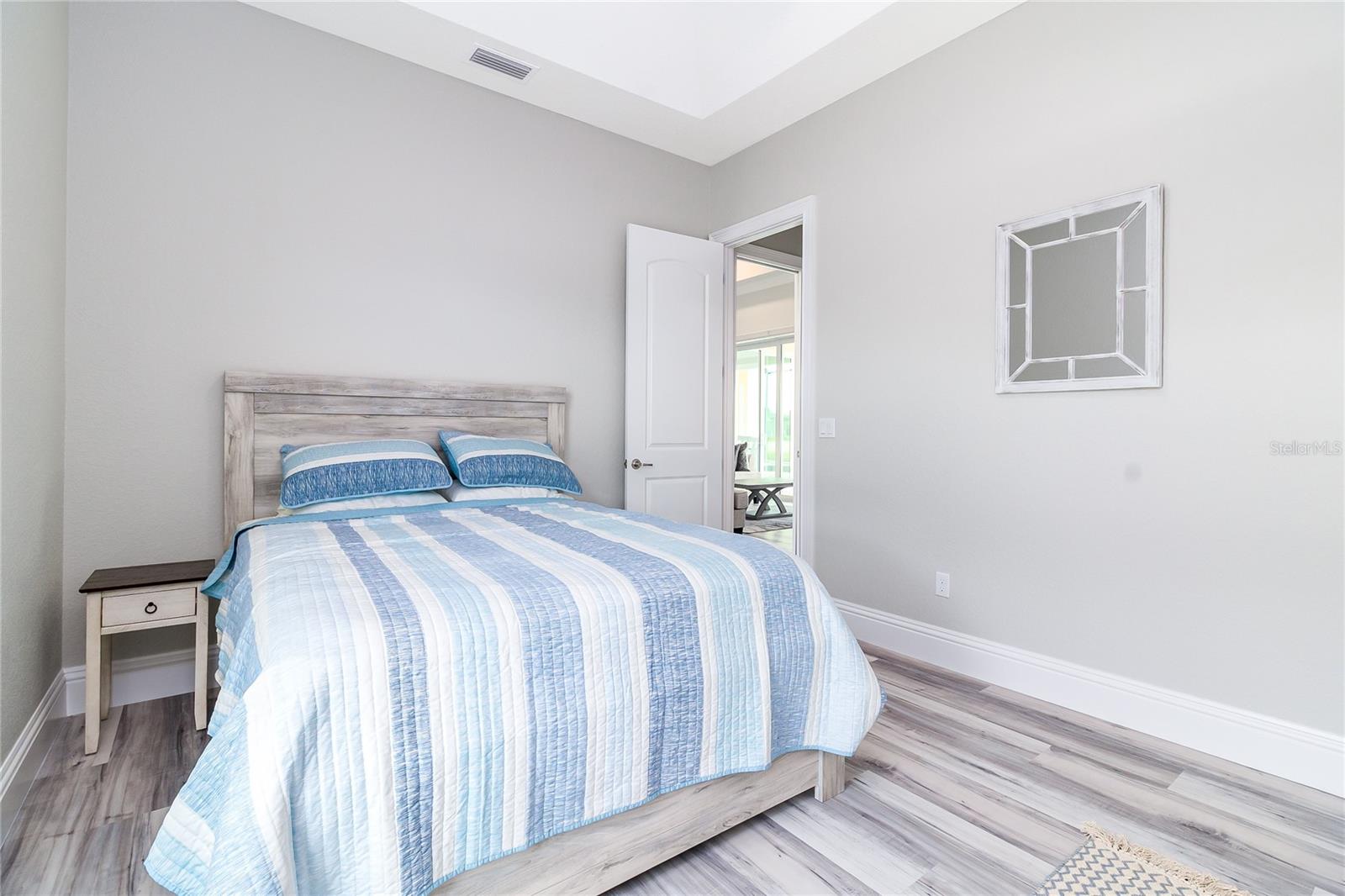 ROTONDA WEST PINE VALLEY - Residential