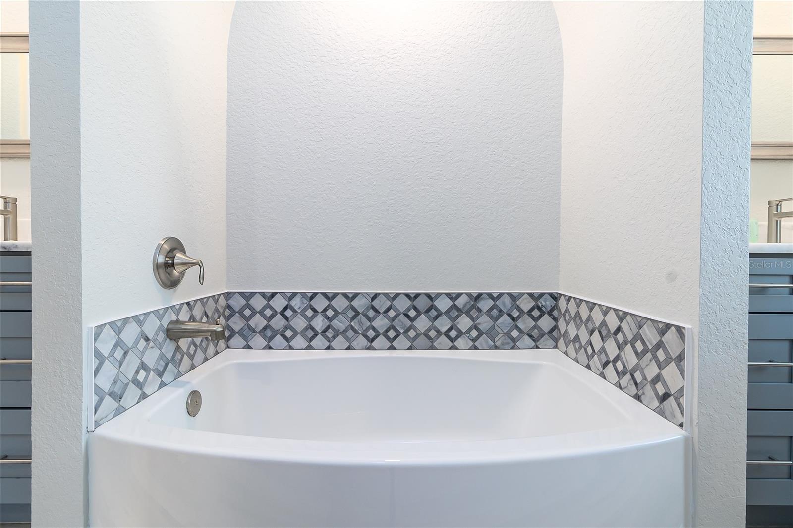 ROTONDA WEST PINE VALLEY - Residential