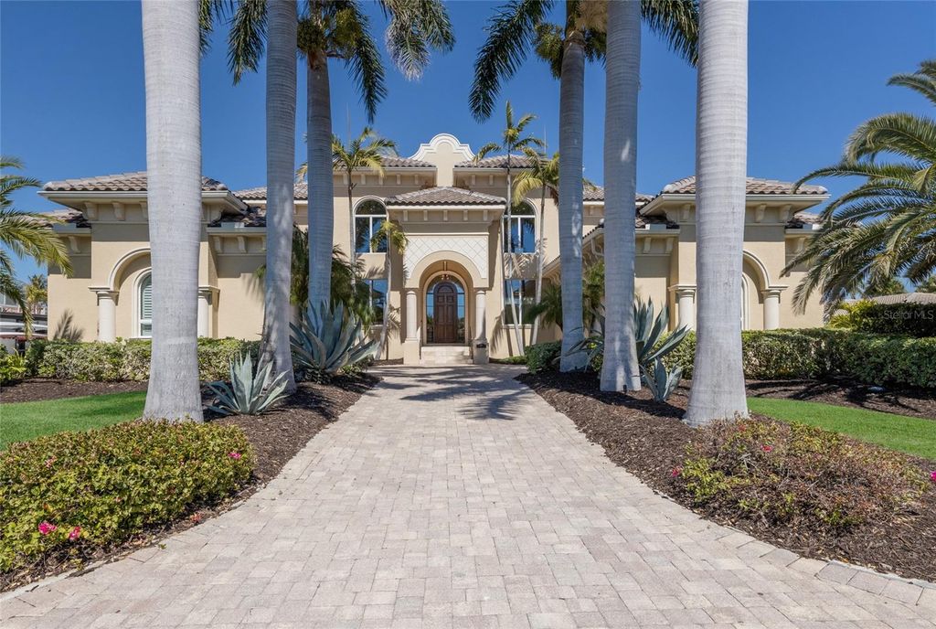 Photo of 617 N Owl Drive, Sarasota, FL 34236 (MLS # A4684085)