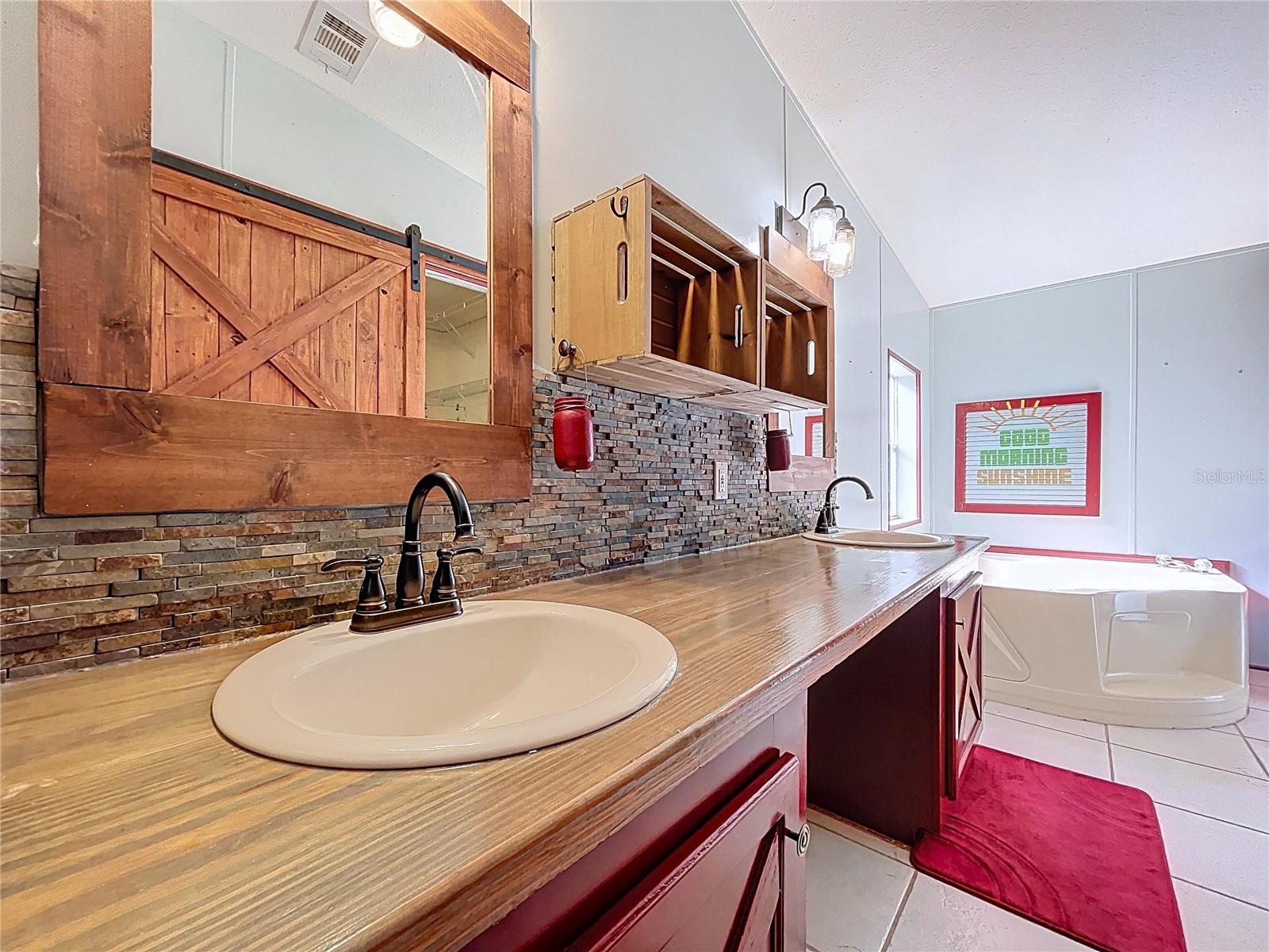 POINCIANA PARK - Residential