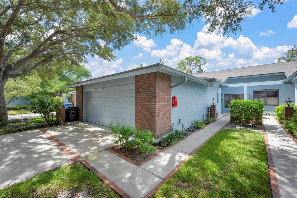 Photo of 2794 Moss Oak Drive #2, Sarasota, FL 34231 (MLS # A4705644)