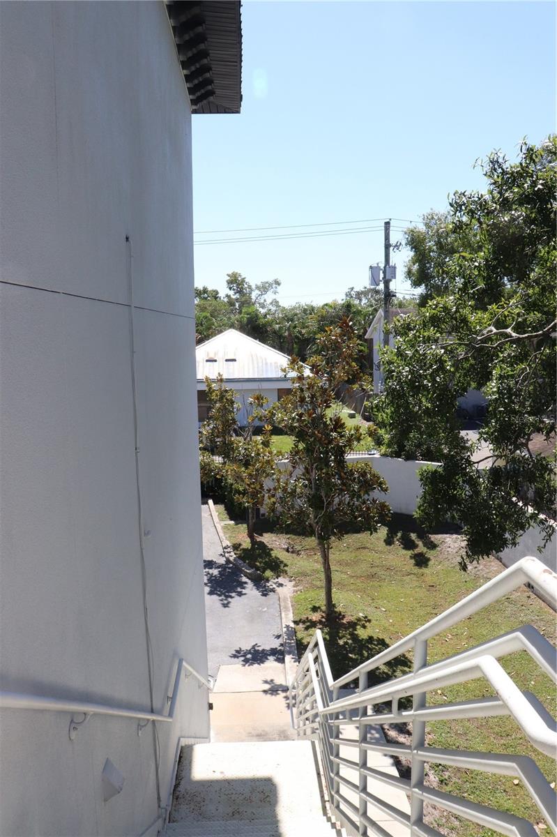 AVONDALE - Commercial Lease