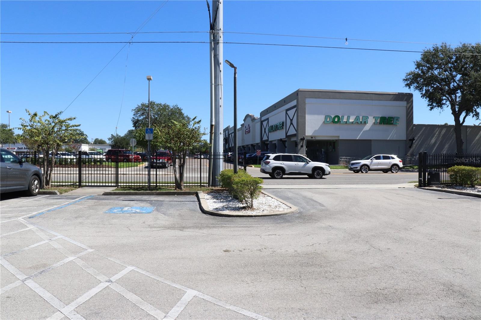 AVONDALE - Commercial Lease