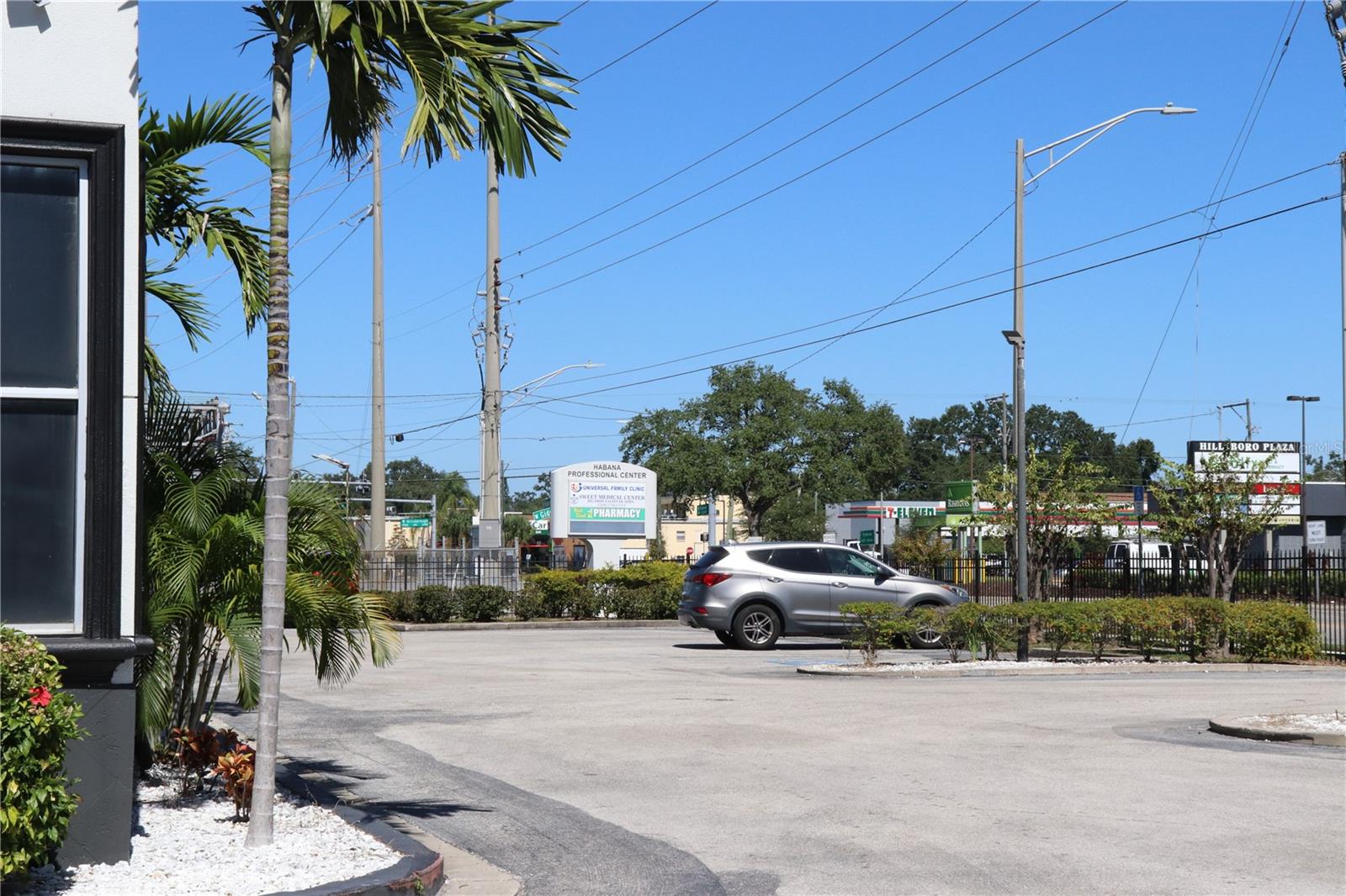 AVONDALE - Commercial Lease