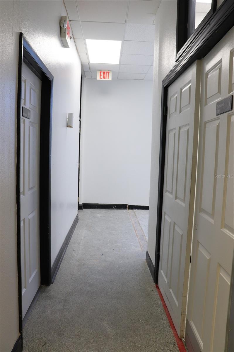 AVONDALE - Commercial Lease