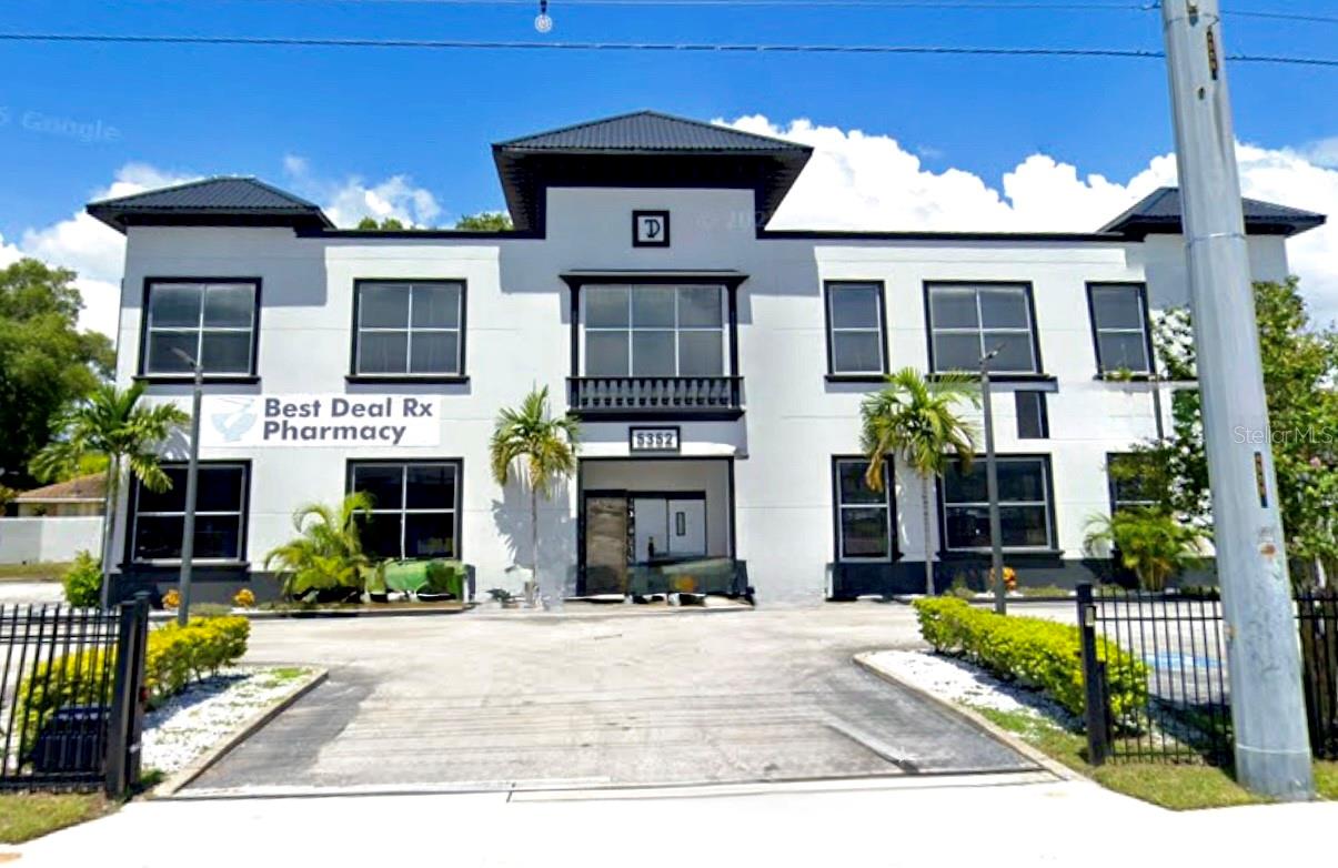 AVONDALE - Commercial Lease