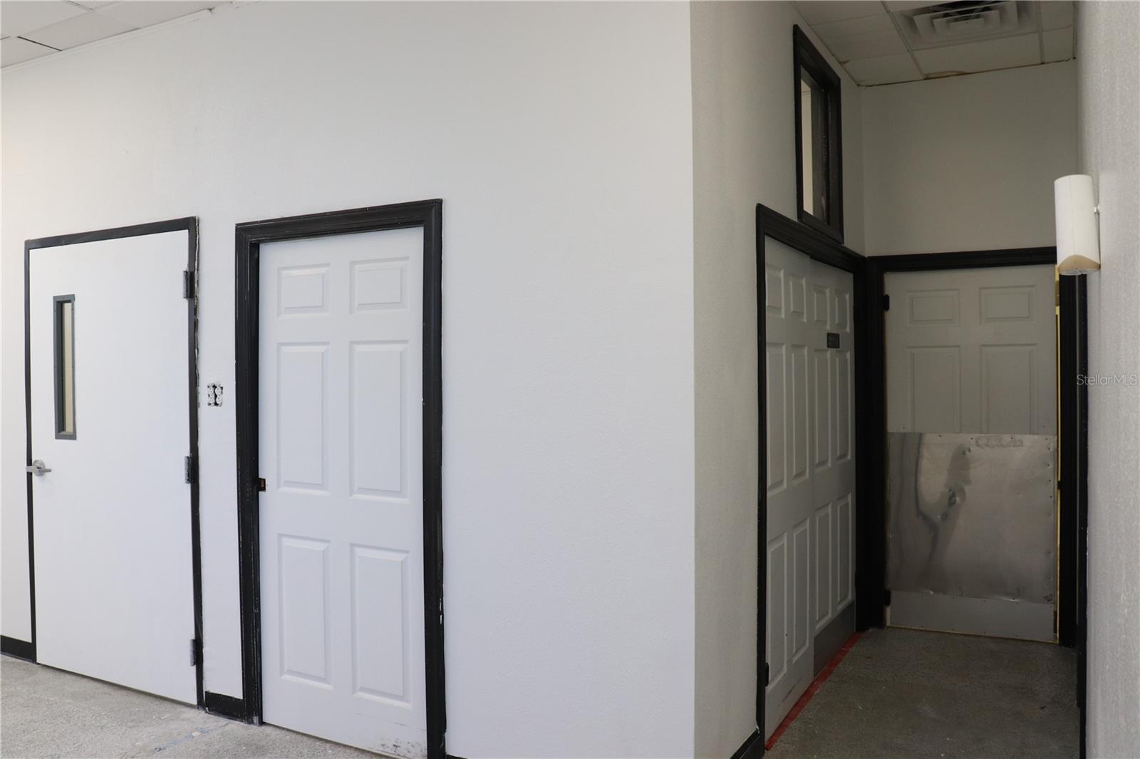 AVONDALE - Commercial Lease