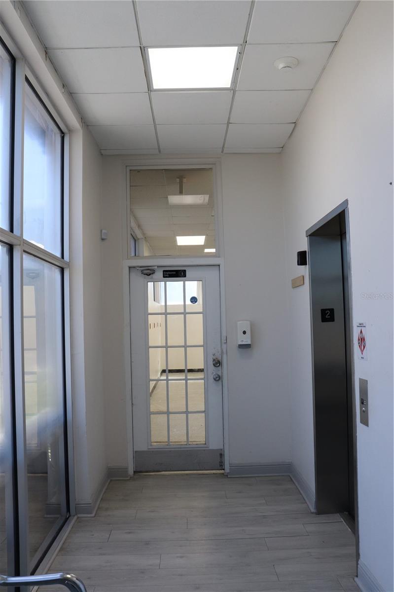 AVONDALE - Commercial Lease