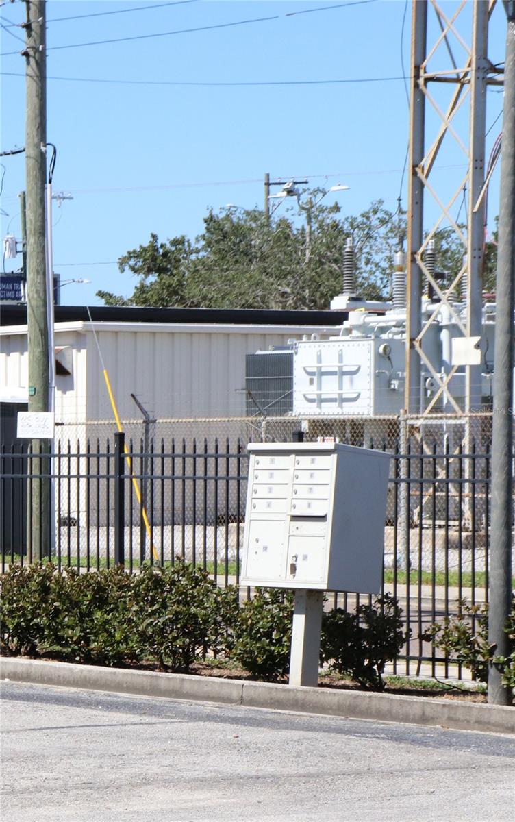 AVONDALE - Commercial Lease