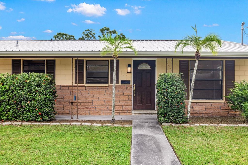 Photo of 6412 S Cameron Avenue, Tampa, FL 33616 (MLS # TB8428867)