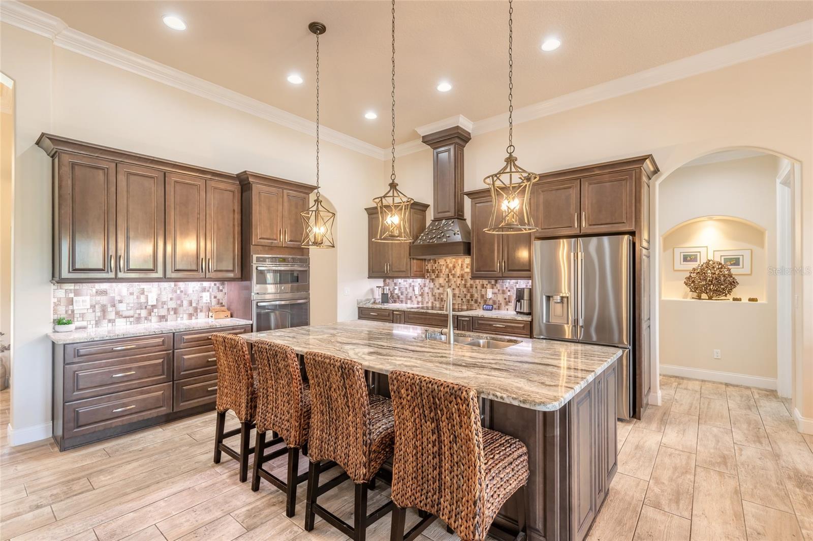 2813 PARADISO COURT